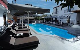 Yianna Hotel